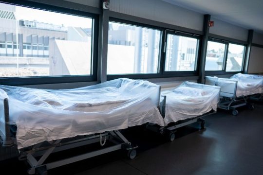 Βερολίνο: Σε καραντίνα νοσοκομείο λόγω 20 κρουσμάτων της βρετανικής παραλλαγής