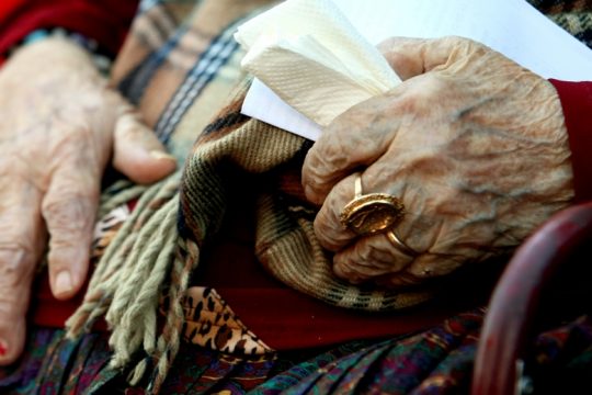 Νέα Σμύρνη: Ταμπουρωμένος στην κατοικία του 55χρονος - Καταγγελία πως χτύπησε τη μητέρα του