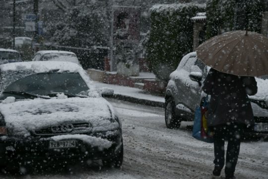 Χιόνια και ισχυρές βροχοπτώσεις στα νότια φέρνει η τρίτη φάση του «Λέανδρου»