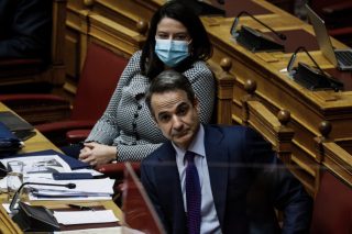 «Υποκρισία» Μητσοτάκη για τη σεξουαλική αγωγή