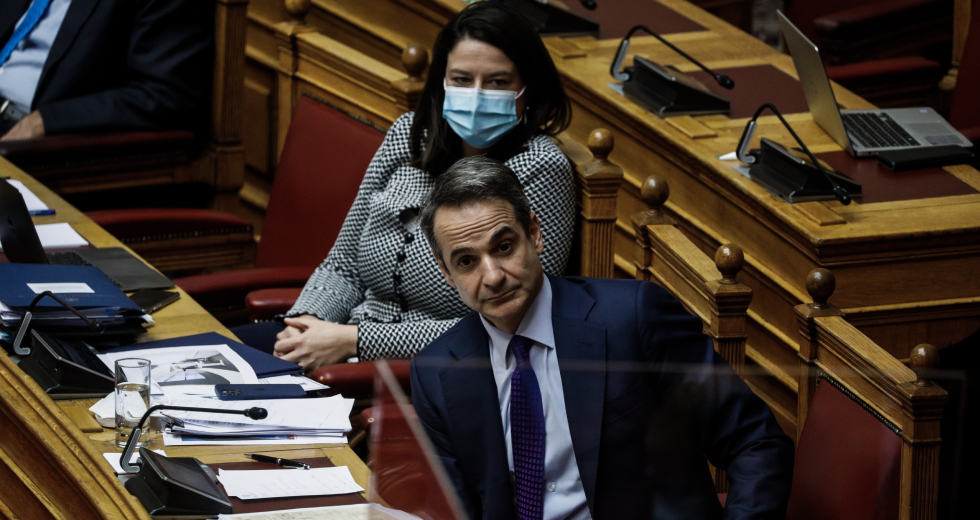 «Υποκρισία» Μητσοτάκη για τη σεξουαλική αγωγή