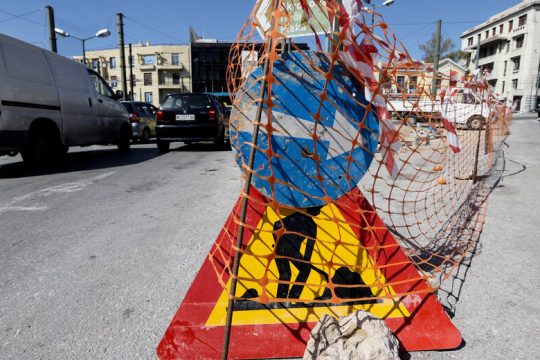 Των εργολάβων… στη Βουλή