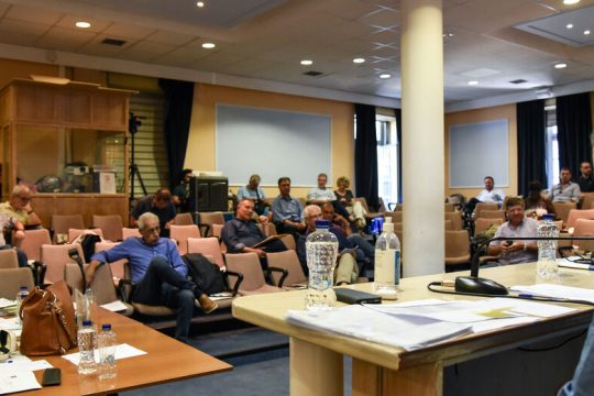 «Συρρίκνωση των ΟΤΑ» καταγγέλλουν οι αιρετοί