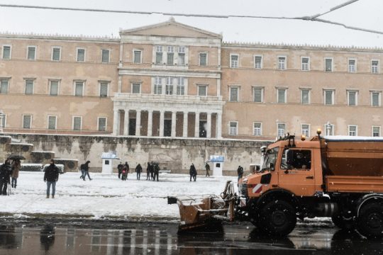 Μέχρι το πρωί της Παρασκευής οι παλιές βεβαιώσεις εργαζομένων
