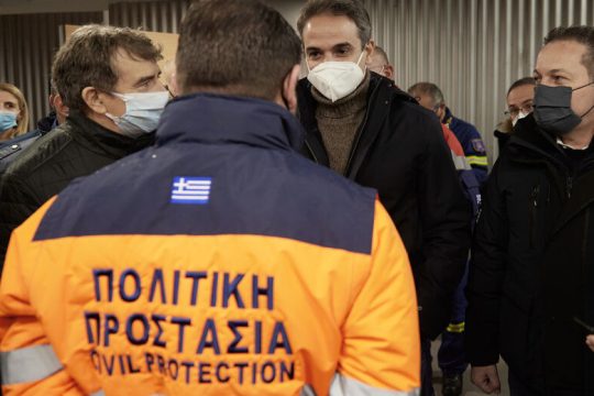 Εδραιώνουν την αδιαφάνεια στα απόρρητα κονδύλια
