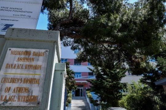Πεντάχρονος σε ΜΕΘ με σύνδρομο που προσβάλλει μικρούς ασθενείς με Covid-19