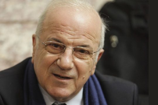 Η κορυφή και ο γκρεμός