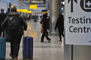 «Βαθύ κόκκινο» για τις πολύ μολυσμένες περιοχές στην Ευρώπη
