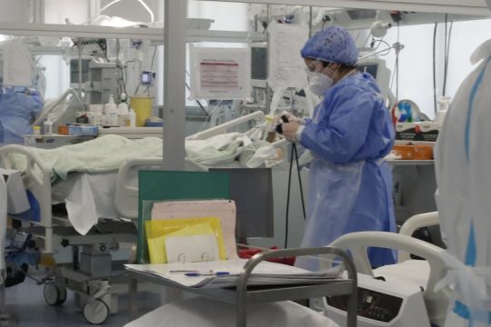 ΠΟΕΔΗΝ: Επιδεινώνεται η κατάσταση στα νοσοκομεία της Αττικής