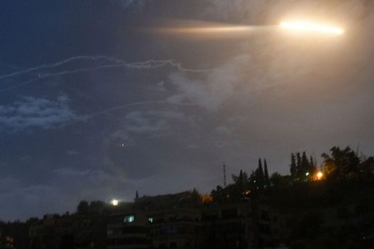 Η Συρία καταγγέλλει ισραηλινή πυραυλική επίθεση στη Δαμασκό