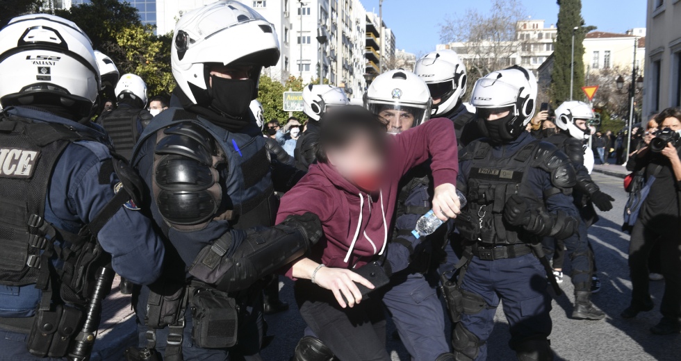 Άγρια καταστολή με δεκάδες προσαγωγές στις φοιτητικές κινητοποιήσεις