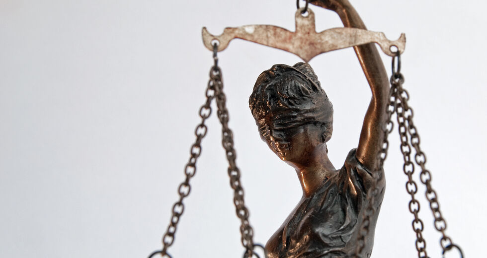 Τα ανθρώπινα δικαιώματα δεν είναι αυτονόητα ούτε στη δικαοσύνη;
