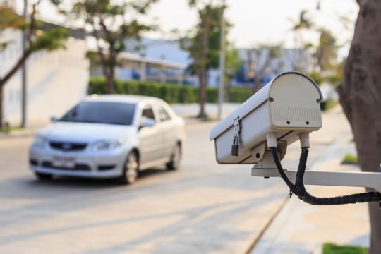 Η κυβέρνηση έκλεισε τα αυτιά στις υποδείξεις του ΣτΕ για τις κάμερες