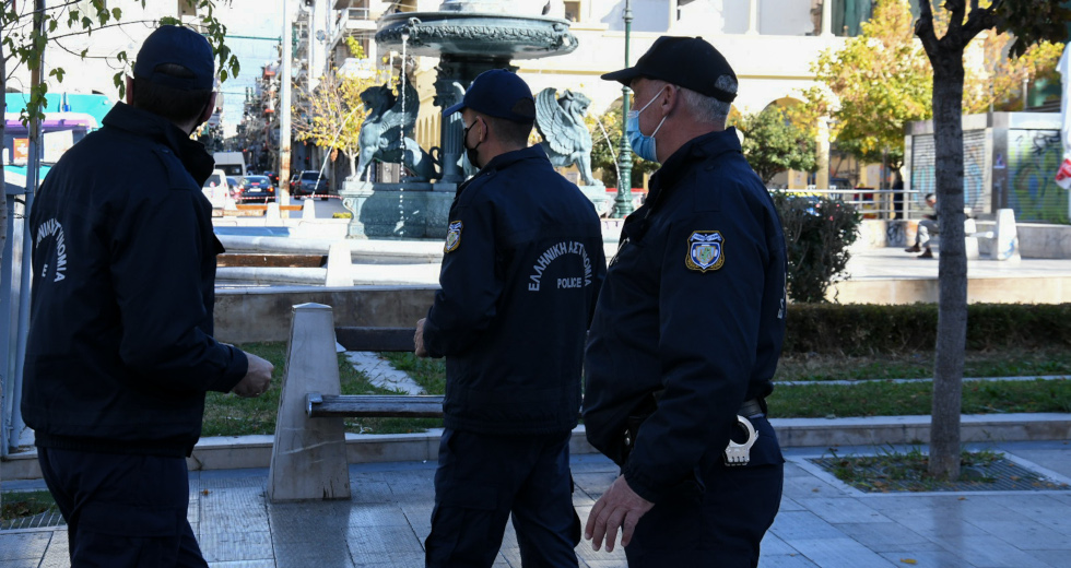 Παγώνουν οι δίκες για τα πρόστιμα σε συναθροίσεις, πιλοτική δίκη στο ΣτΕ