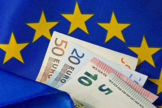 728 εκ. ευρώ στην Ελλάδα στο πλαίσιο του SURE
