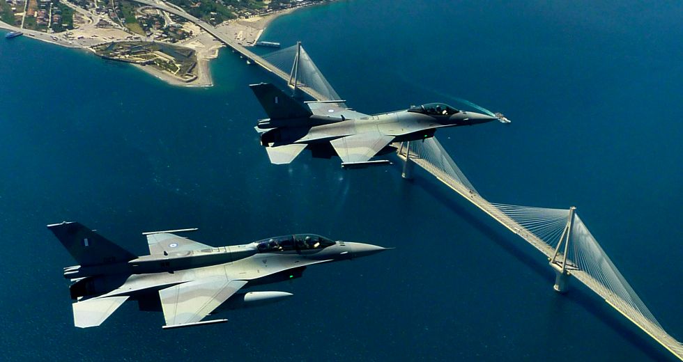 Η Άγκυρα καταγγέλλει «παρενόχληση» του ερευνητικού «Τσεσμέ» από ελληνικά F16