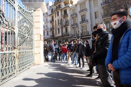 Να αποσυρθούν οι κατηγορίες σε βάρος του υποψήφιου διδάκτορα που έπεσε θύμα ξυλοδαρμού στη Θεσσαλονίκη