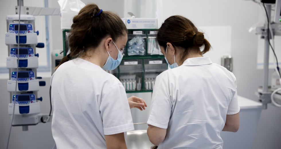 Ενας χρόνος πανδημία με το ΕΣΥ στα όριά του