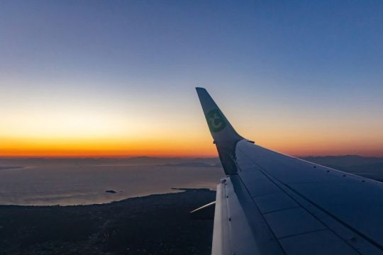 Μόνο ουσιώδεις και αναγκαίες πτήσεις εσωτερικού έως 1η Μαρτίου