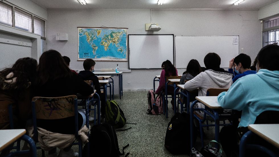 Αναπροσαρμογή – λάστιχο για τους καθηγητές που διδάσκουν και σε Γυμνάσιο και σε Λύκειο