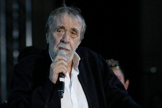 Πέθανε ο μεγάλος ερμηνευτής Αντώνης Καλογιάννης