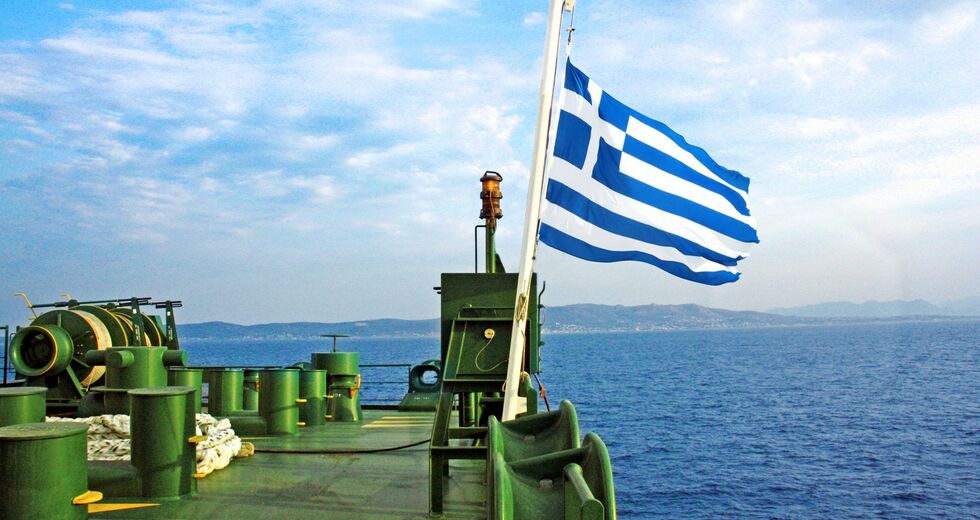 Λιγότερες σημαίες, περισσότεροι άνεργοι