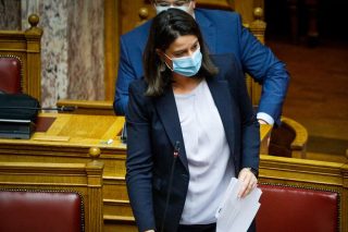 Υπό το καθεστώς λοκντάουν θέλουν να περάσει το «νομοσχέδιο-έκτρωμα»