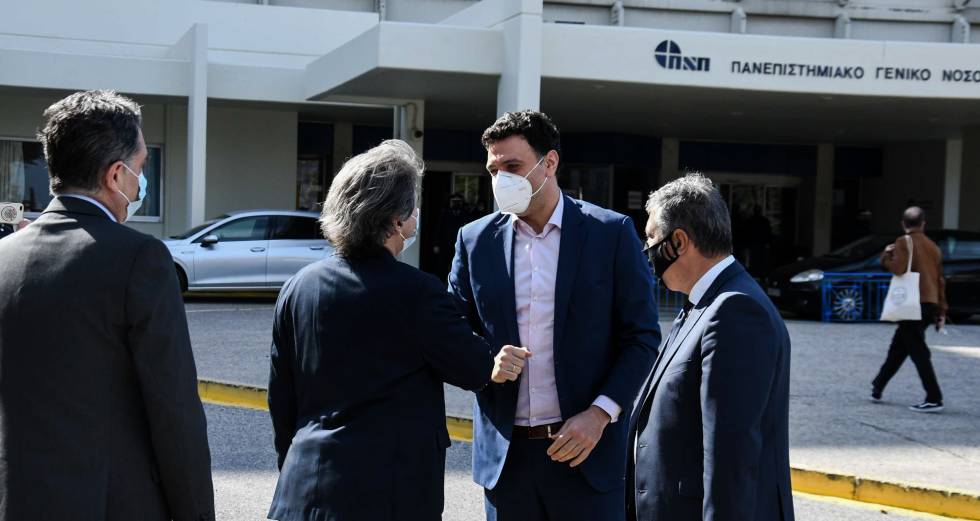 Ο Β. Κικίλιας γύρισε την πλάτη στον τοπικό Τύπο της Πάτρας