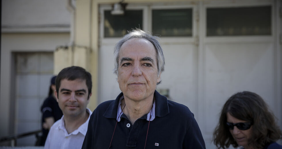 Γιατί η συνέντευξη Κουφοντίνα στον ΣΚΑΪ ενόχλησε τον εγγονό του Ανδρέα Παπανδρέου