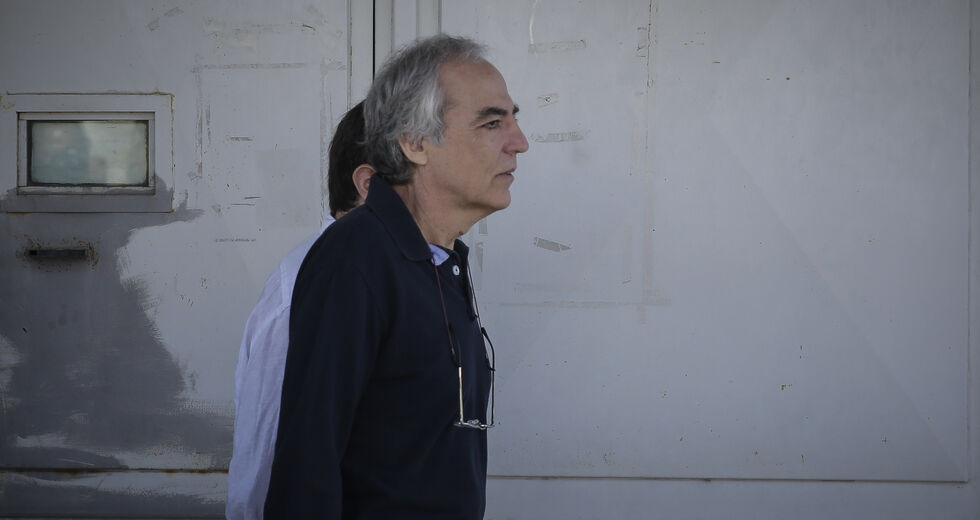 Επτά ευρωβουλευτές και η Διεθνής Αμνηστία υπέρ του αγώνα του Δ. Κουφοντίνα