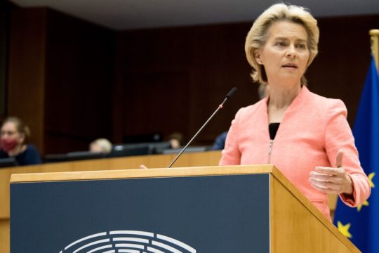 Στις καλένδες το «πιστοποιητικό εμβολιασμού»