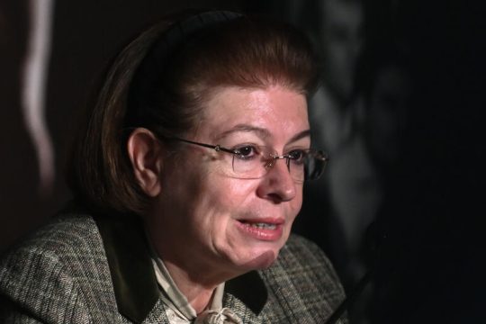 Θα παραιτηθεί η Λίνα Μενδώνη;