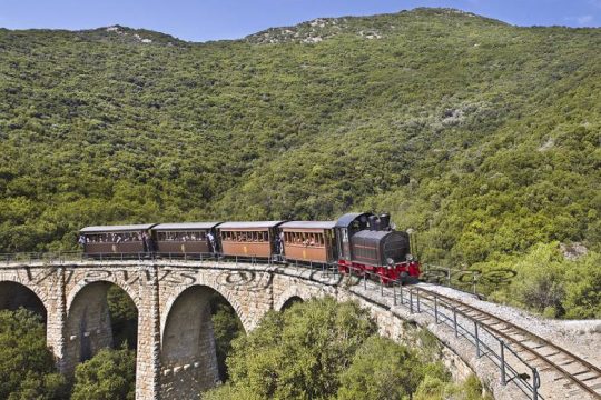 Εκατόν πενήντα χρόνια «Μουτζούρης»…