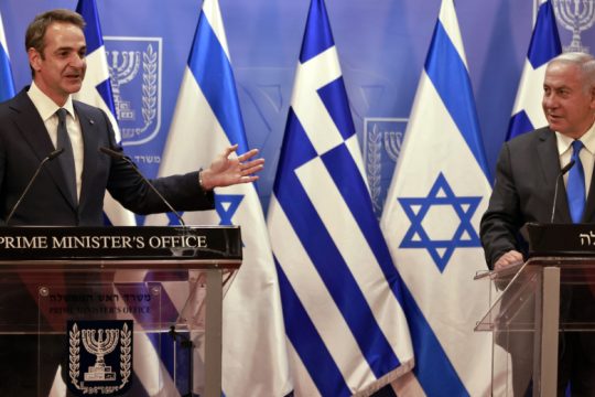 «Μας διέφθειραν»…