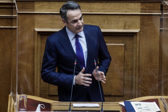 Στήριξη στη Μενδώνη από Μητσοτάκη