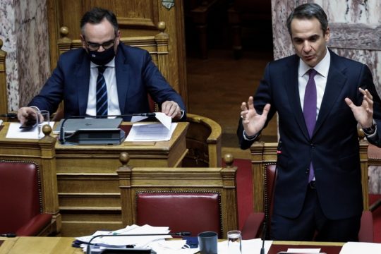 Για τη διαχείριση της πανδημίας από την κυβέρνηση