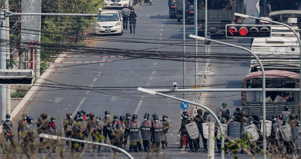 Ευρεία επιχείρηση καταστολής στη Μιανμάρ, απομακρύνθηκε ο πρέσβης στον ΟΗΕ