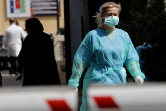 Έξαρση κρουσμάτων σε Κάλυμνο-Χαλκιδική, επιμένει «κόκκινη» η Αττική