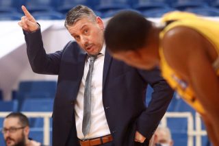 Βαριές κουβέντες για «τρωκτικά» και «ανθρωπάκια»