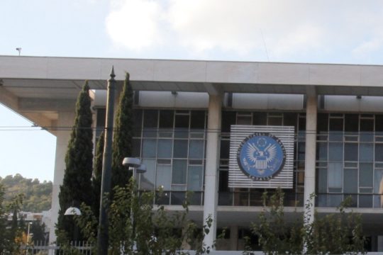 Η πρεσβεία, οι συνομιλητές της και το πανεπιστημιακό άσυλο