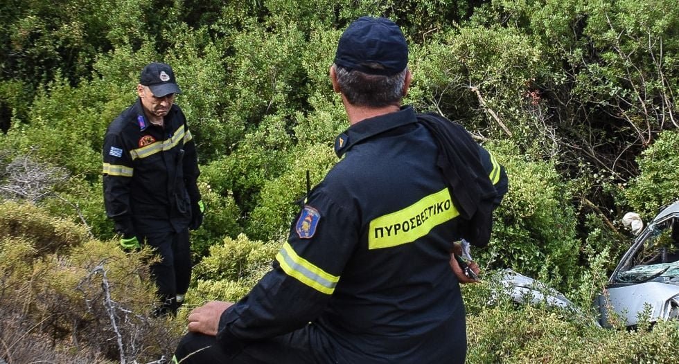Επιχείρηση διάσωσης ορειβάτη που έπεσε σε φαράγγι στην Πάρνηθα