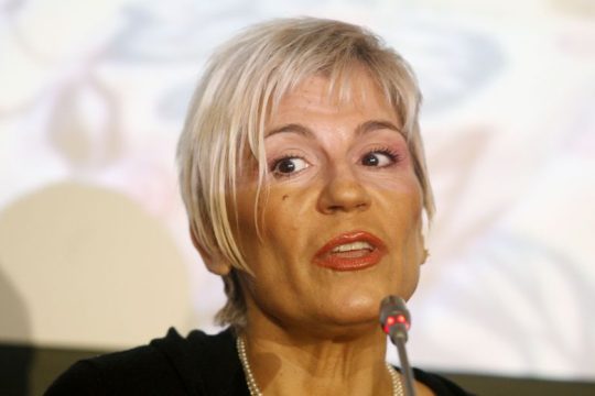 Ανάρτηση «ποταμός» της Χρύσας Ρώπα για Λιγνάδη