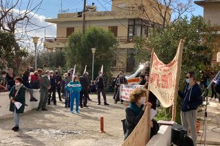 «Θερμή υποδοχή» του Κ. Μητσοτάκη στην Ικαρία