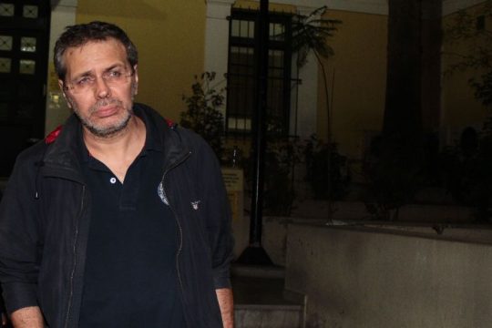 Συνελήφθη ο Στέφανος Χίος για πρωτοσέλιδο της εφημερίδας του