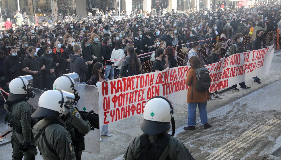 Στο Αυτόφωρο οι 31 συλληφθέντες από την εισβολή των ΜΑΤ στο ΑΠΘ