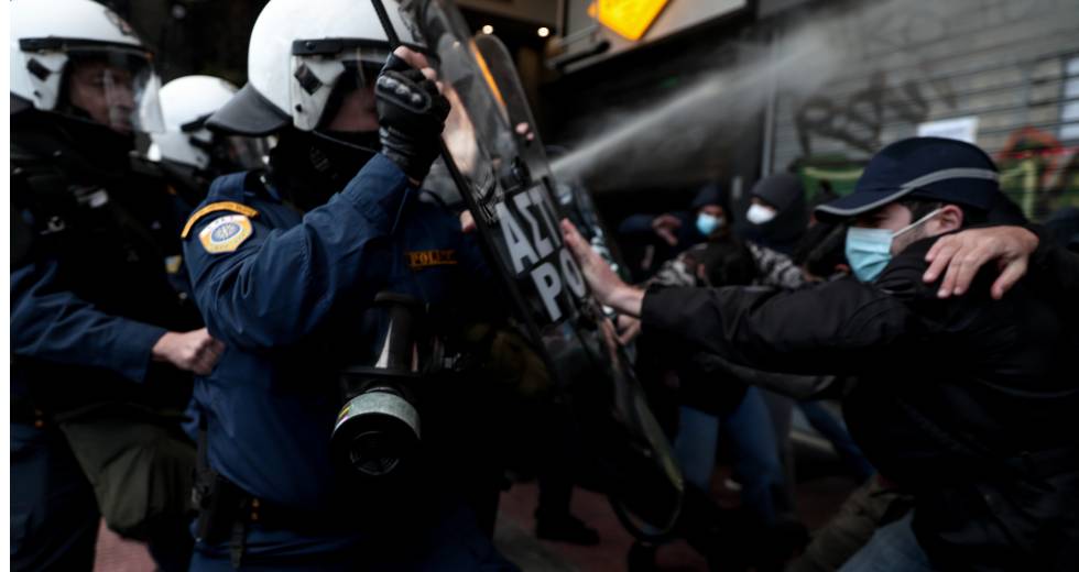 Διέλυσαν σε ένα τέταρτο την πορεία για τον Δ. Κουφοντίνα