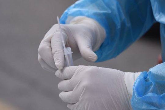 Νέα εστία κορονοϊού σε γηροκομείο στο Περιστέρι