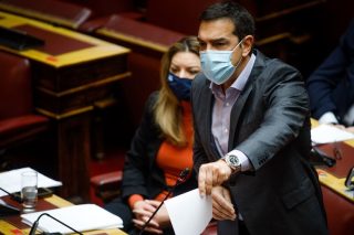 «Το επιτελικό κράτος θάφτηκε στο χιόνι»