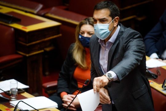 «Το επιτελικό κράτος θάφτηκε στο χιόνι»