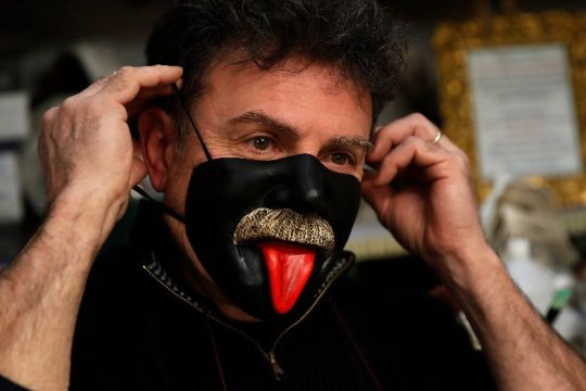 Οι «φυλές» του κορονοϊού: Πώς βλέπουν την πανδημία διαφορετικές προσωπικότητες